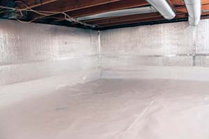Insulated crawl space